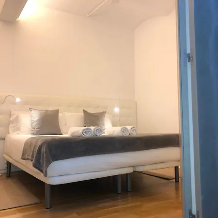 Flat Central *