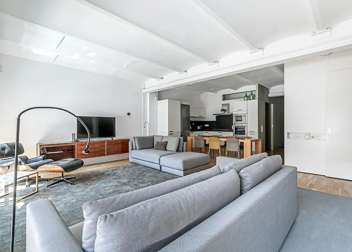 Appartamento Super 3br Apartment, Spacious And Bright Barcellona