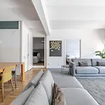Διαμέρισμα Super 3br Apartment, Spacious And Bright *