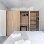 Super 3br Apartment, Spacious And Bright