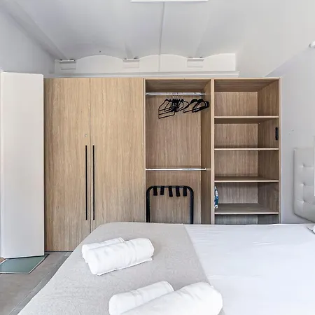 Super 3br Apartment, Spacious And Bright